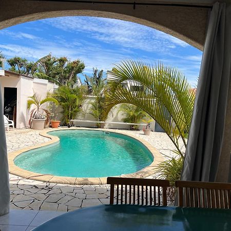 Villa Etang Sale Les Bains Avec Piscine Privee Exteriér fotografie